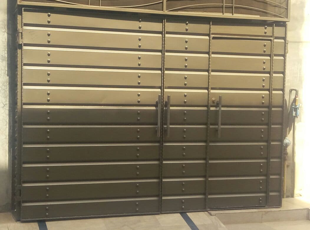 Bronze Horizontal Gate — Iron Gate — Babar Fiber Glass